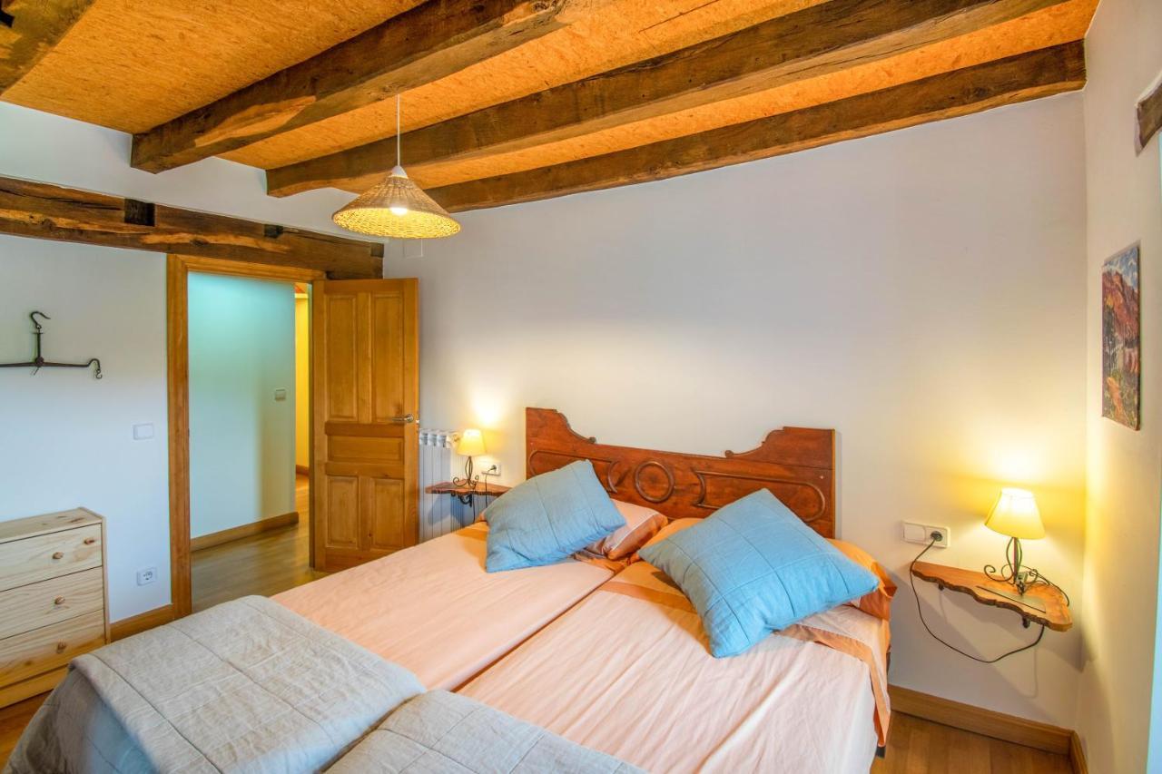 Casa Monaut, Acogedores Apartamentos A Los Pies De La Selva De Irati Saragueta Εξωτερικό φωτογραφία